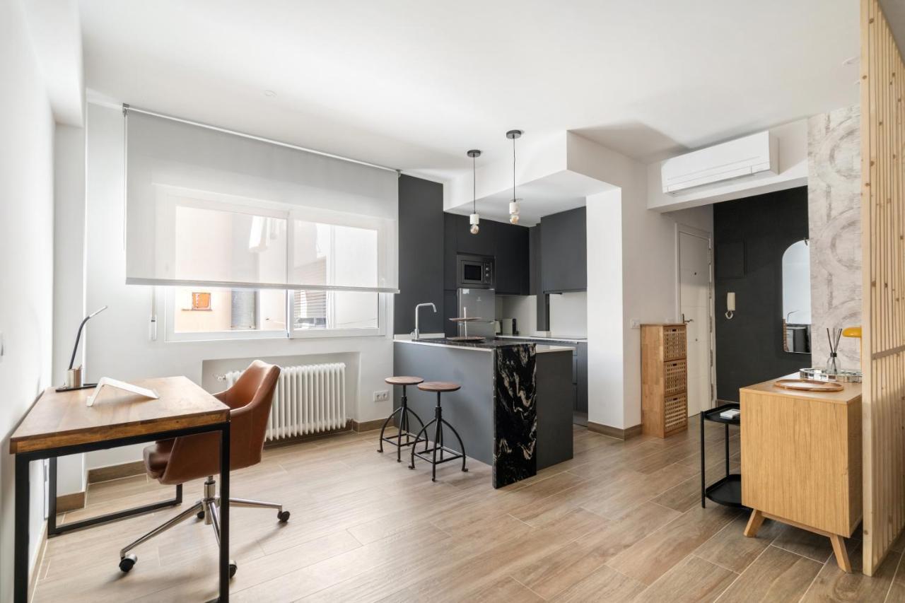 Magico Apartamento En El Centro Madrid Exteriör bild